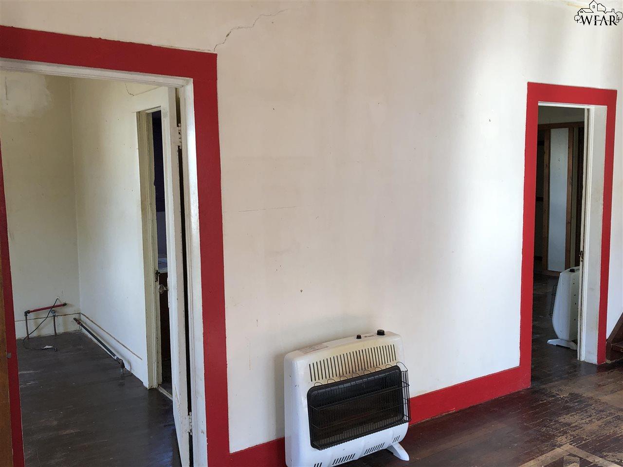 407 W Harrison Street, Electra, Texas image 12