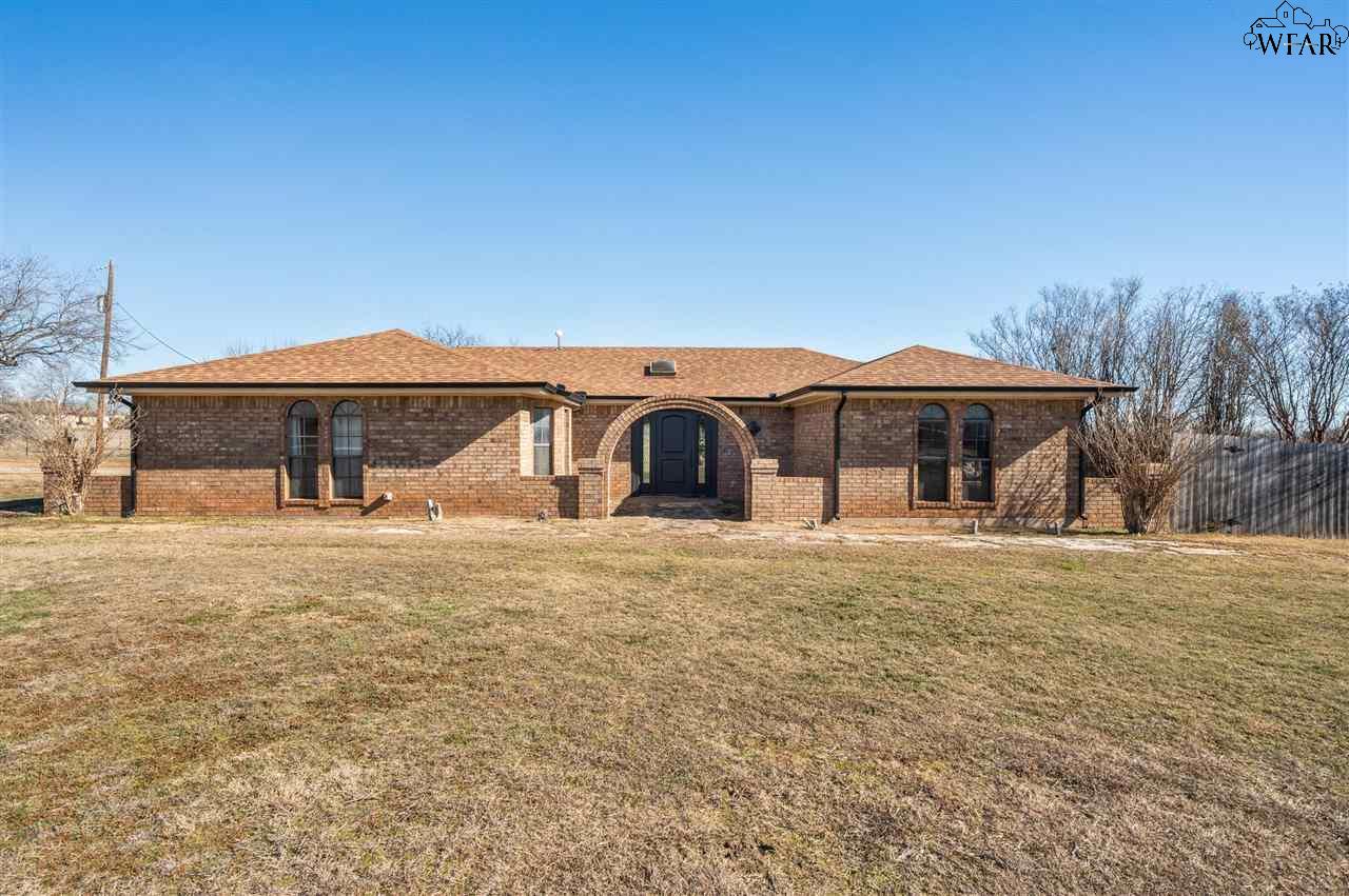 144 Crest Trail, Wichita Falls, Texas image 3