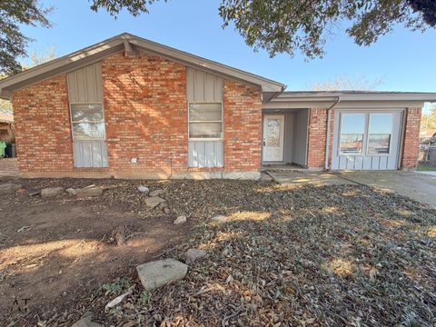 Apartment For Sale - 1002 Jan Drive<br/> Wichita County, Burkburnett, TX 76354