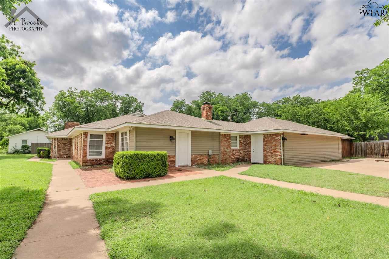 703 Sycamore Drive, Burkburnett, Texas image 3