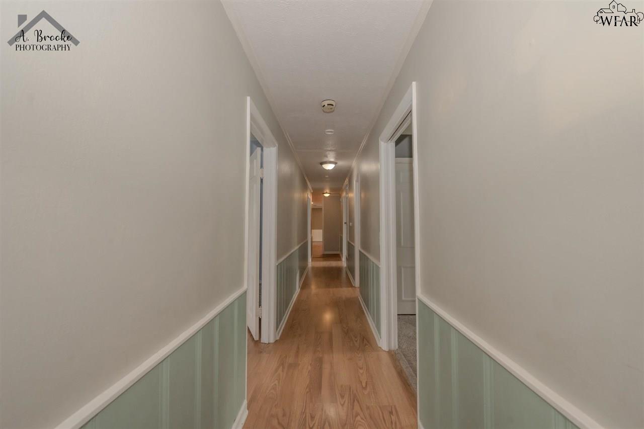 703 Sycamore Drive, Burkburnett, Texas image 12