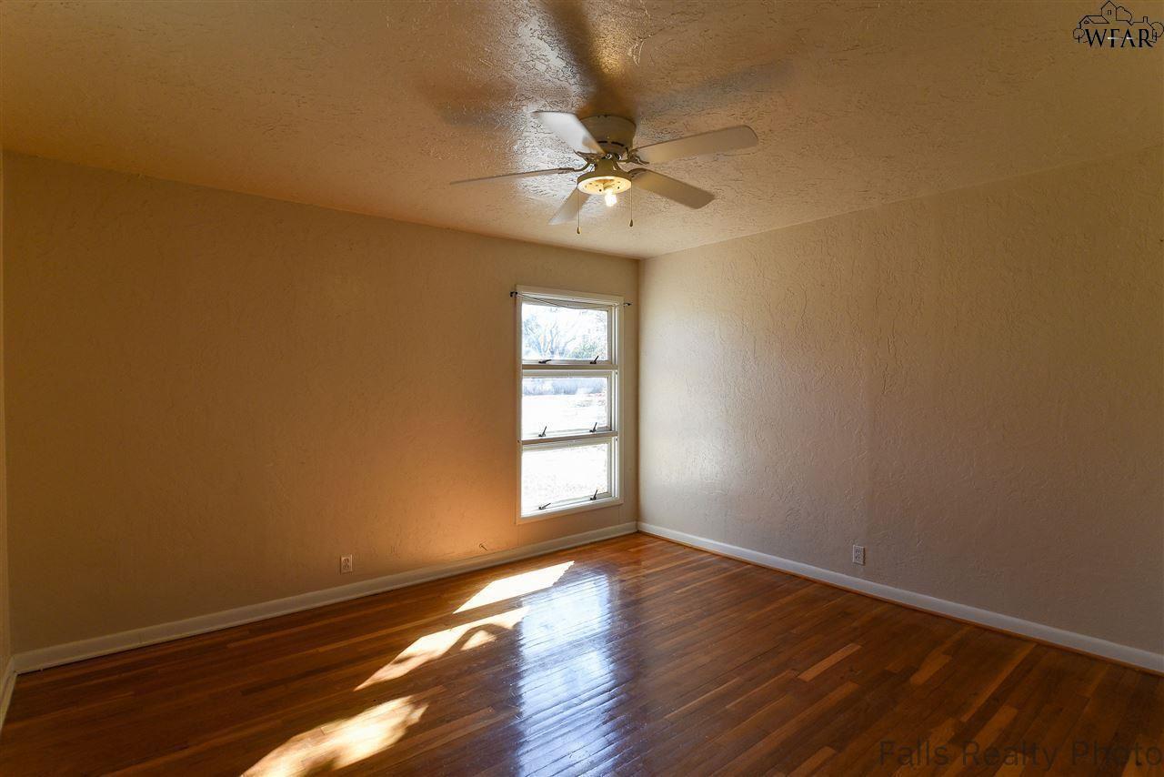 4304 Wynnwood Drive, Wichita Falls, Pennsylvania image 10