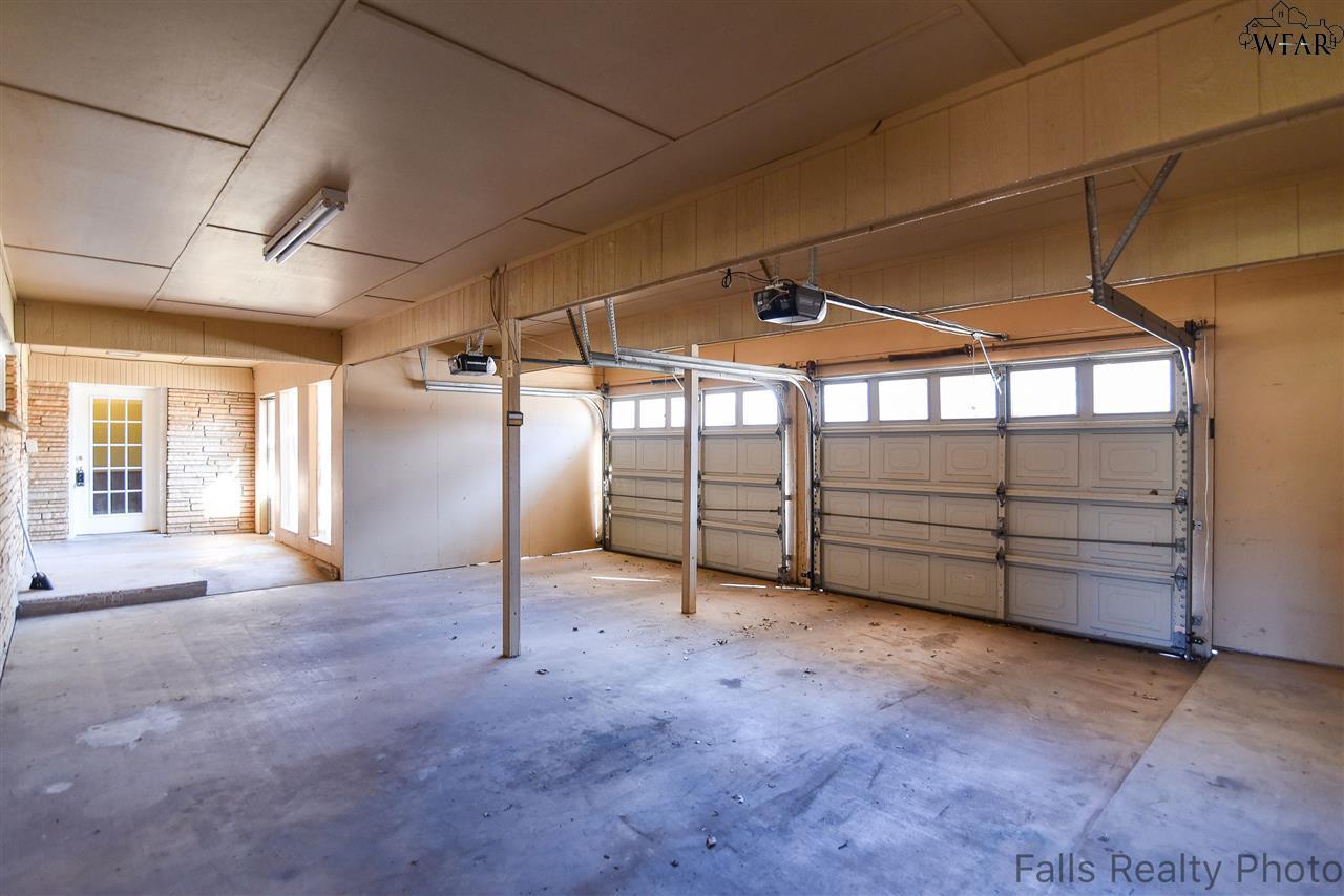 4304 Wynnwood Drive, Wichita Falls, Pennsylvania image 13