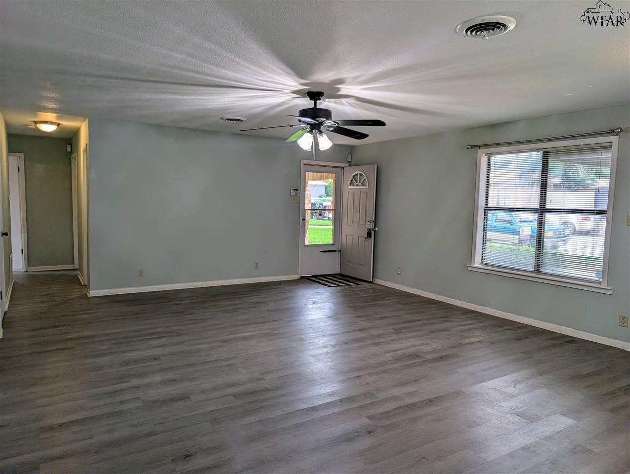 2805 S Bandera Drive, Wichita Falls, Texas image 4