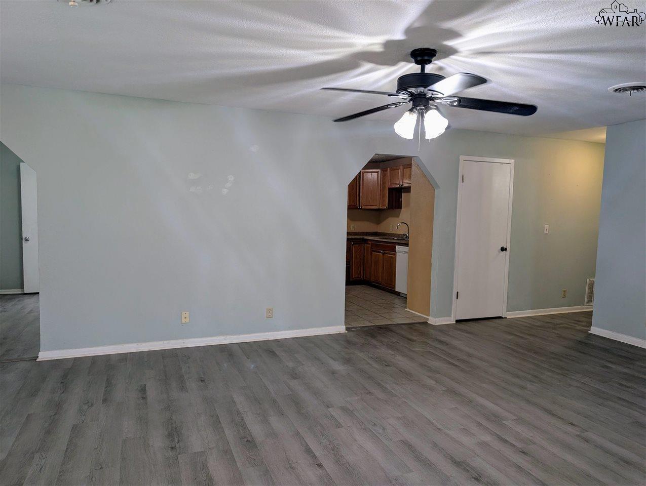 2805 S Bandera Drive, Wichita Falls, Texas image 5
