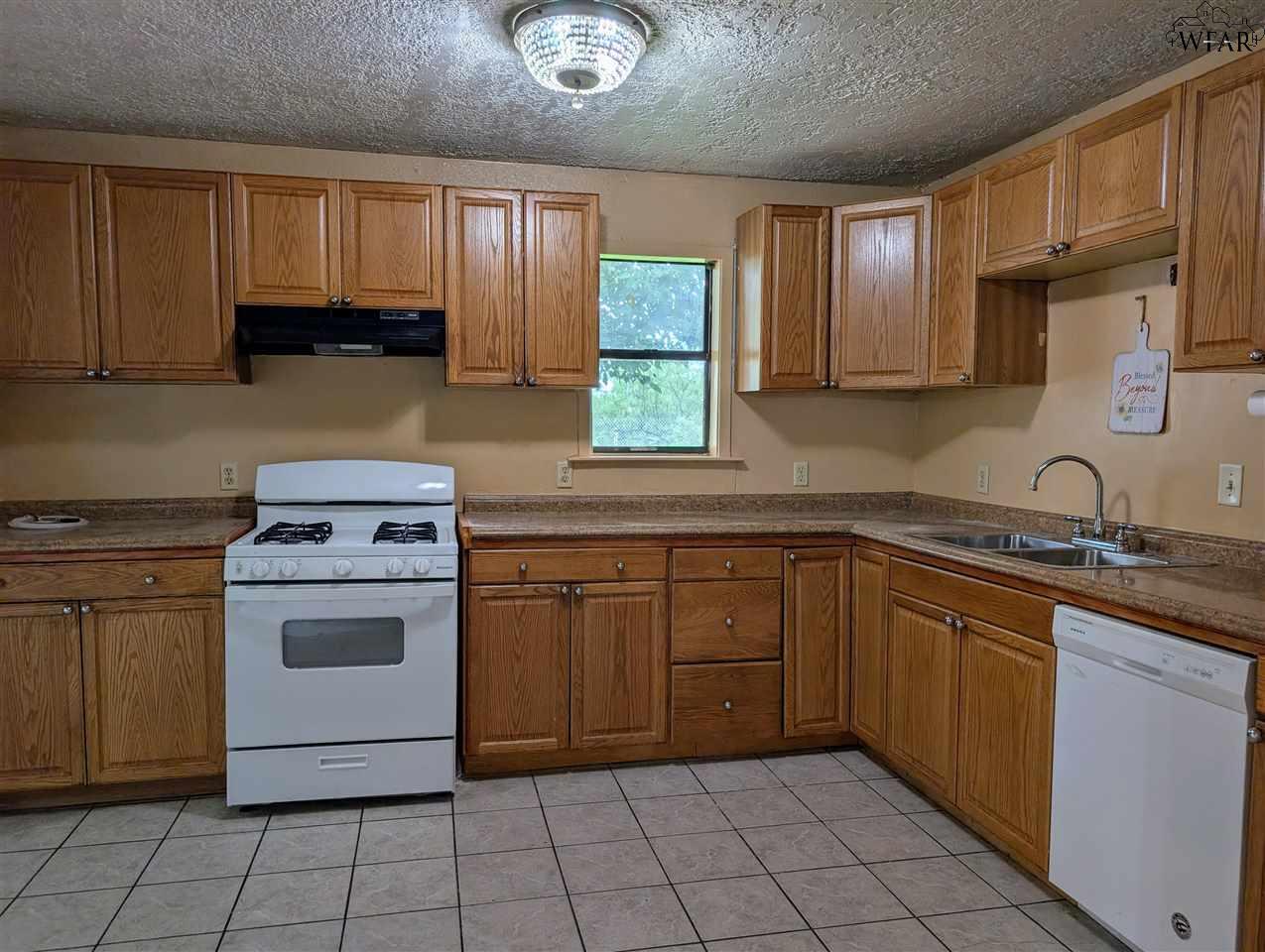 2805 S Bandera Drive, Wichita Falls, Texas image 9