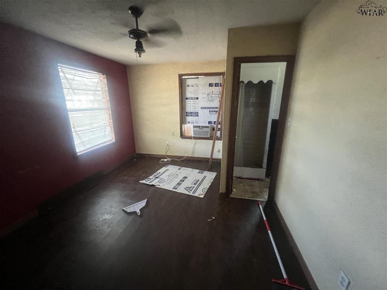 412 W Main Street, Archer City, Texas image 13