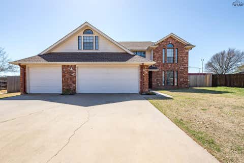 Homes For Sale - 4 Gray Moss Court<br/> Wichita Falls, TX 76309