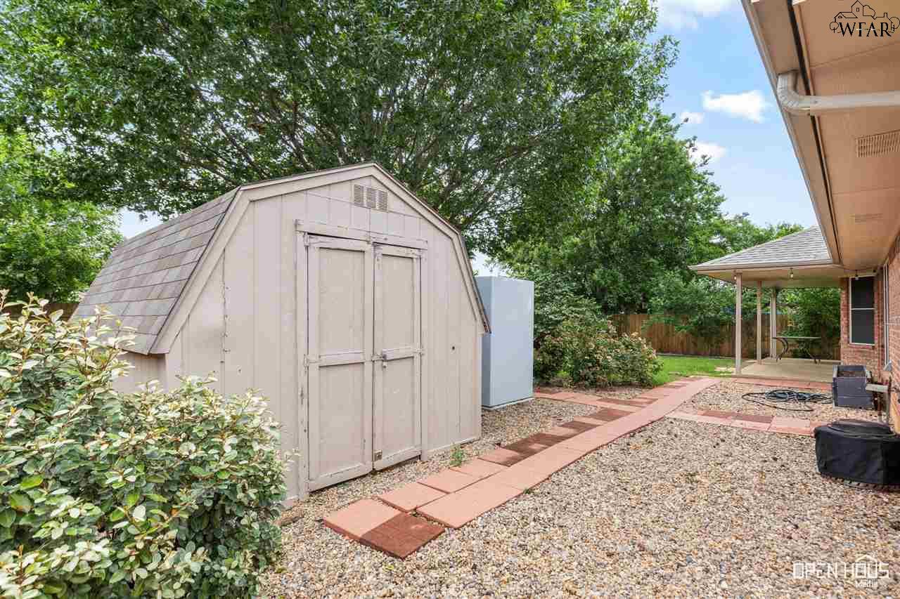5509 Long Leaf Drive, Wichita Falls, Texas image 28