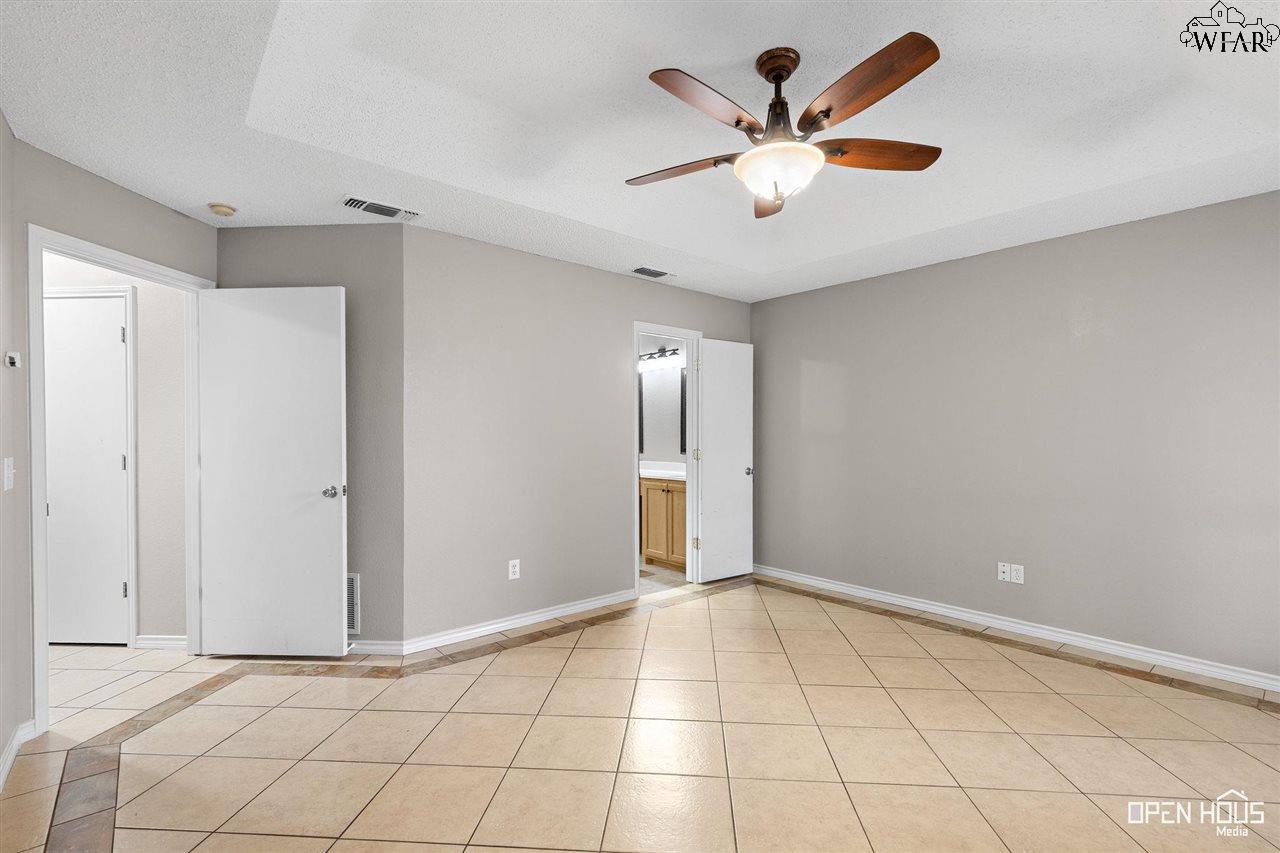5509 Long Leaf Drive, Wichita Falls, Texas image 12