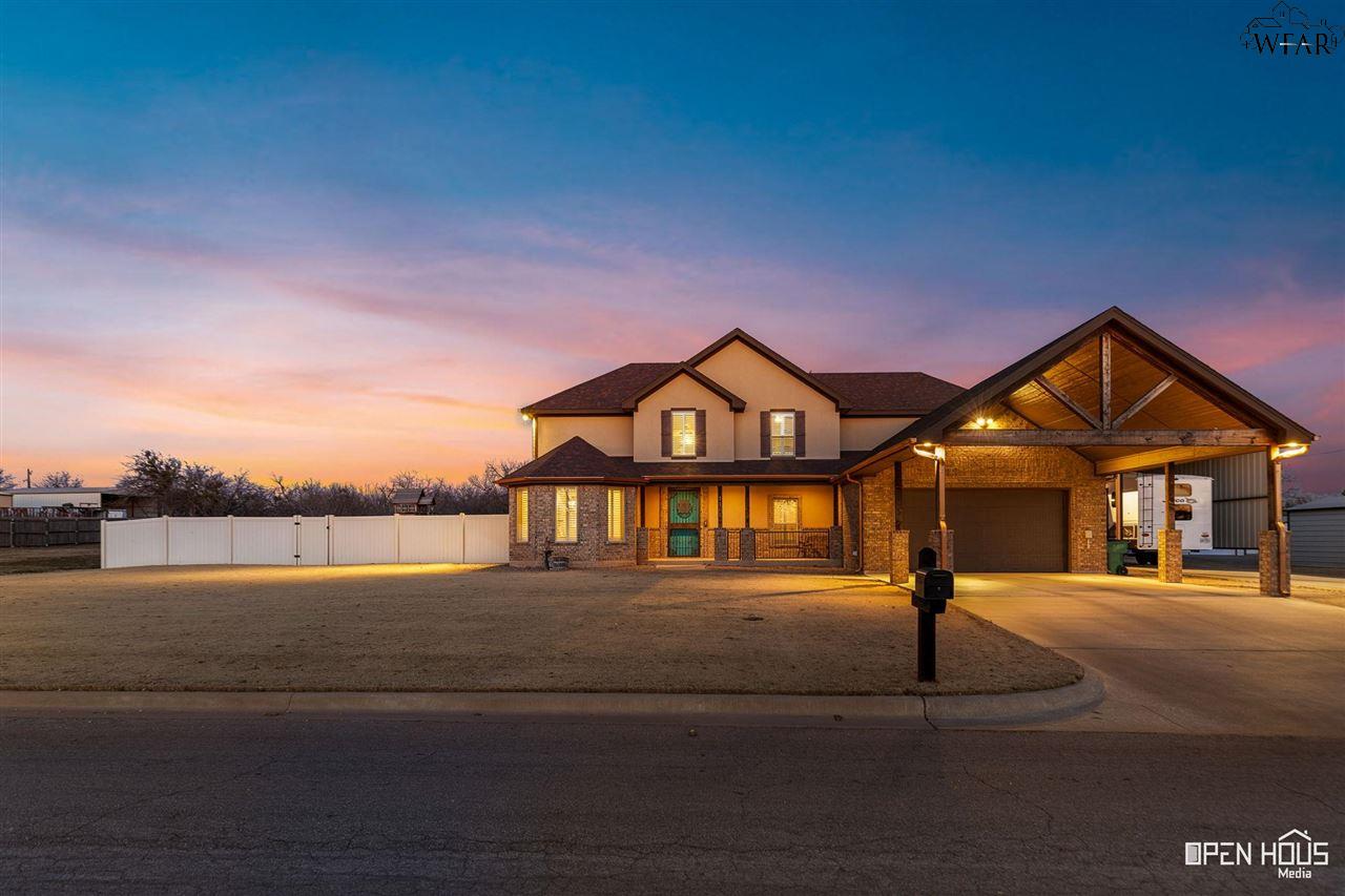 1105 N 1st Street, Iowa Park, Texas image 1