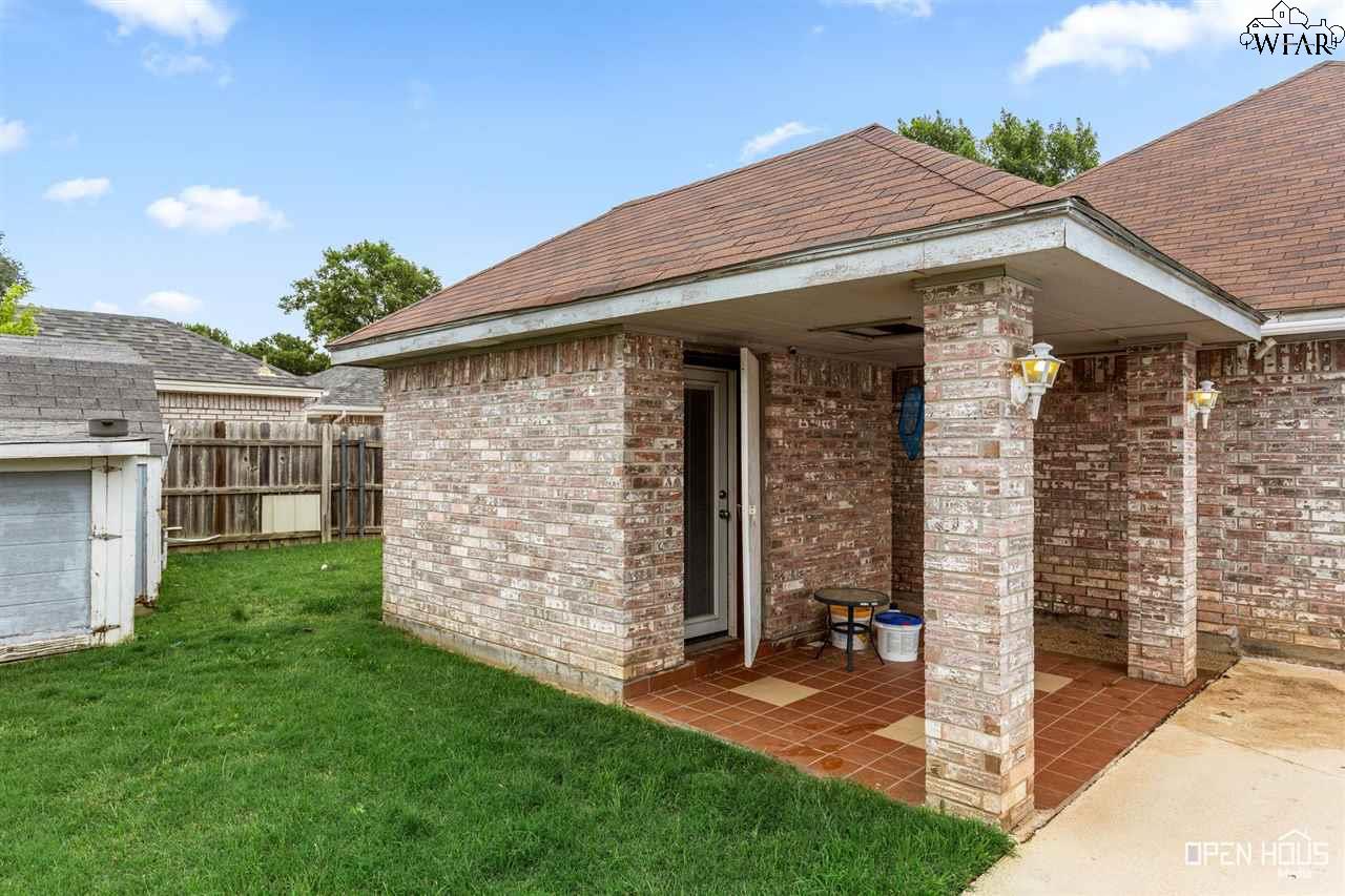 996 Coulter Drive, Burkburnett, Texas image 28