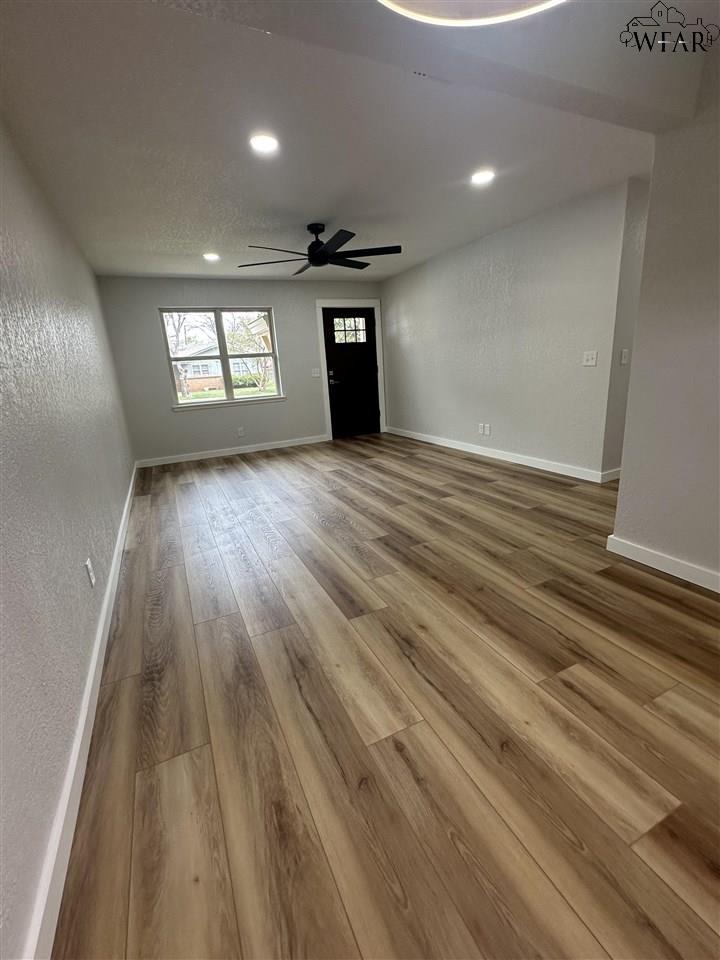 111 Eagles Nest Court, Holliday, Texas image 3