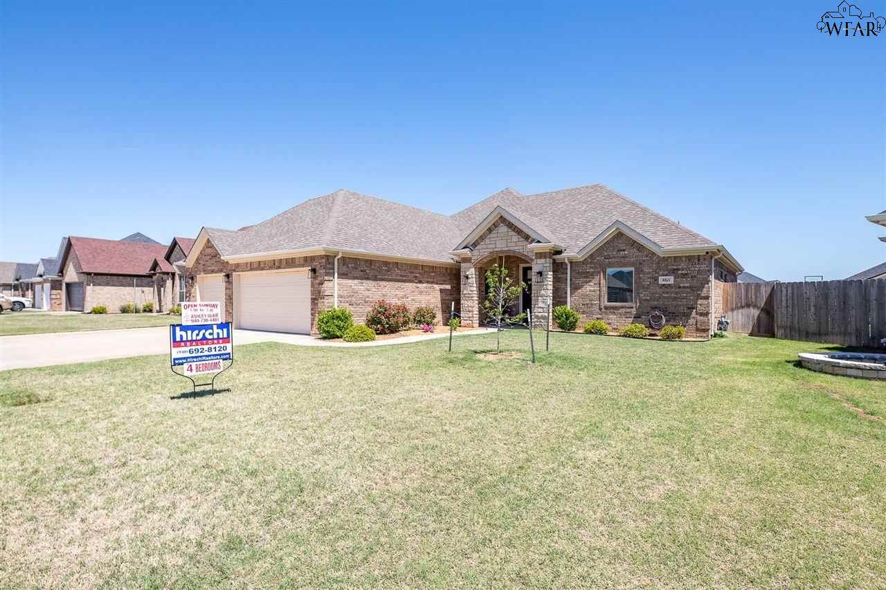 4811 Saddleback Lane, Wichita Falls, Texas image 2