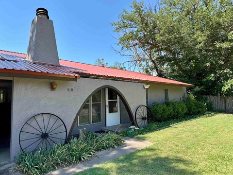 Homes For Sale - 510 E Pecan Street<br/> Seymour, TX 76380