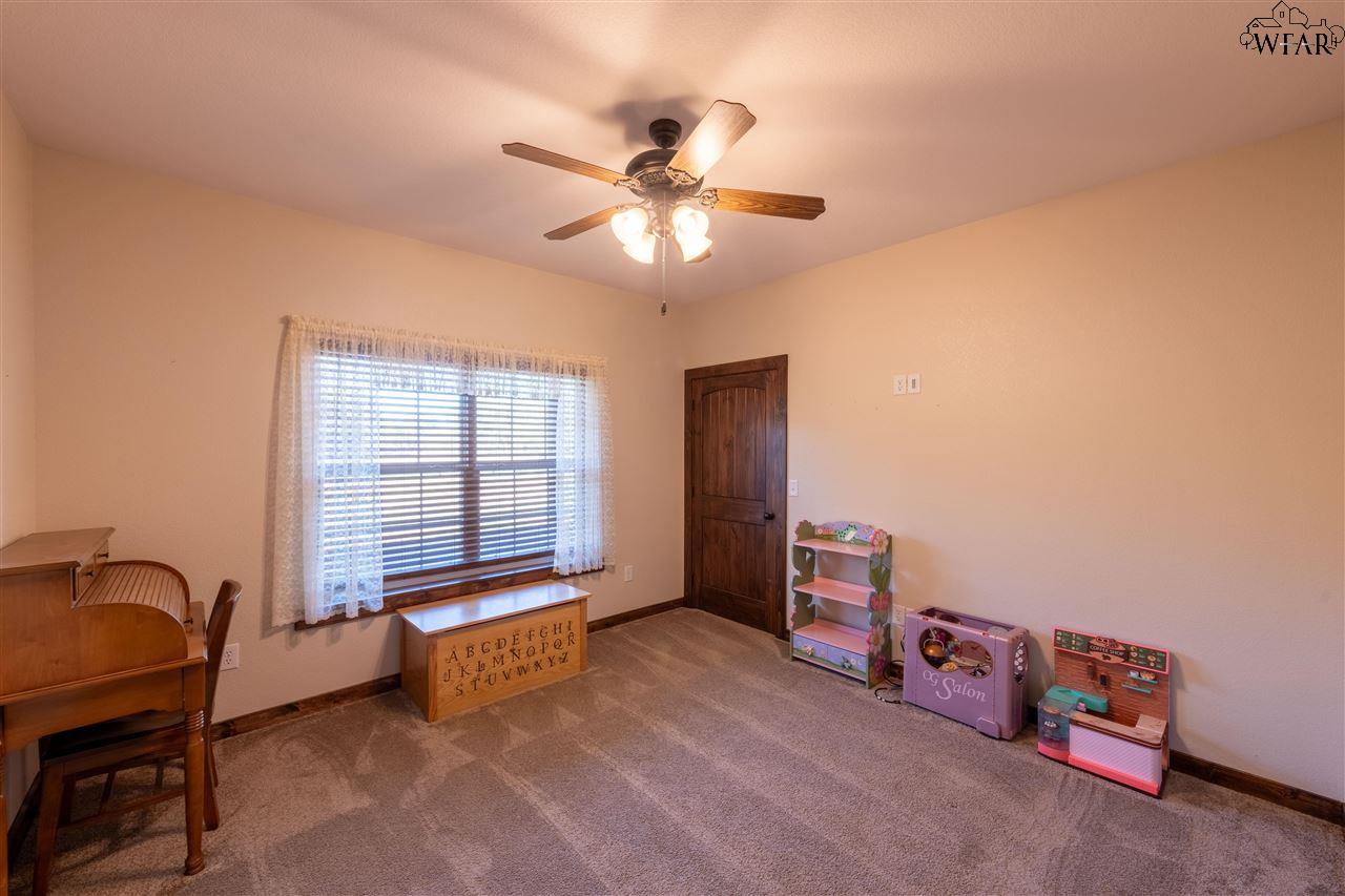3634 Old Joy Shannon Rd, Henrietta, Texas image 19