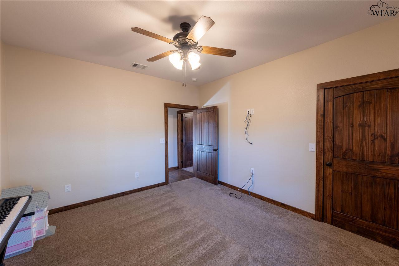 3634 Old Joy Shannon Rd, Henrietta, Texas image 22