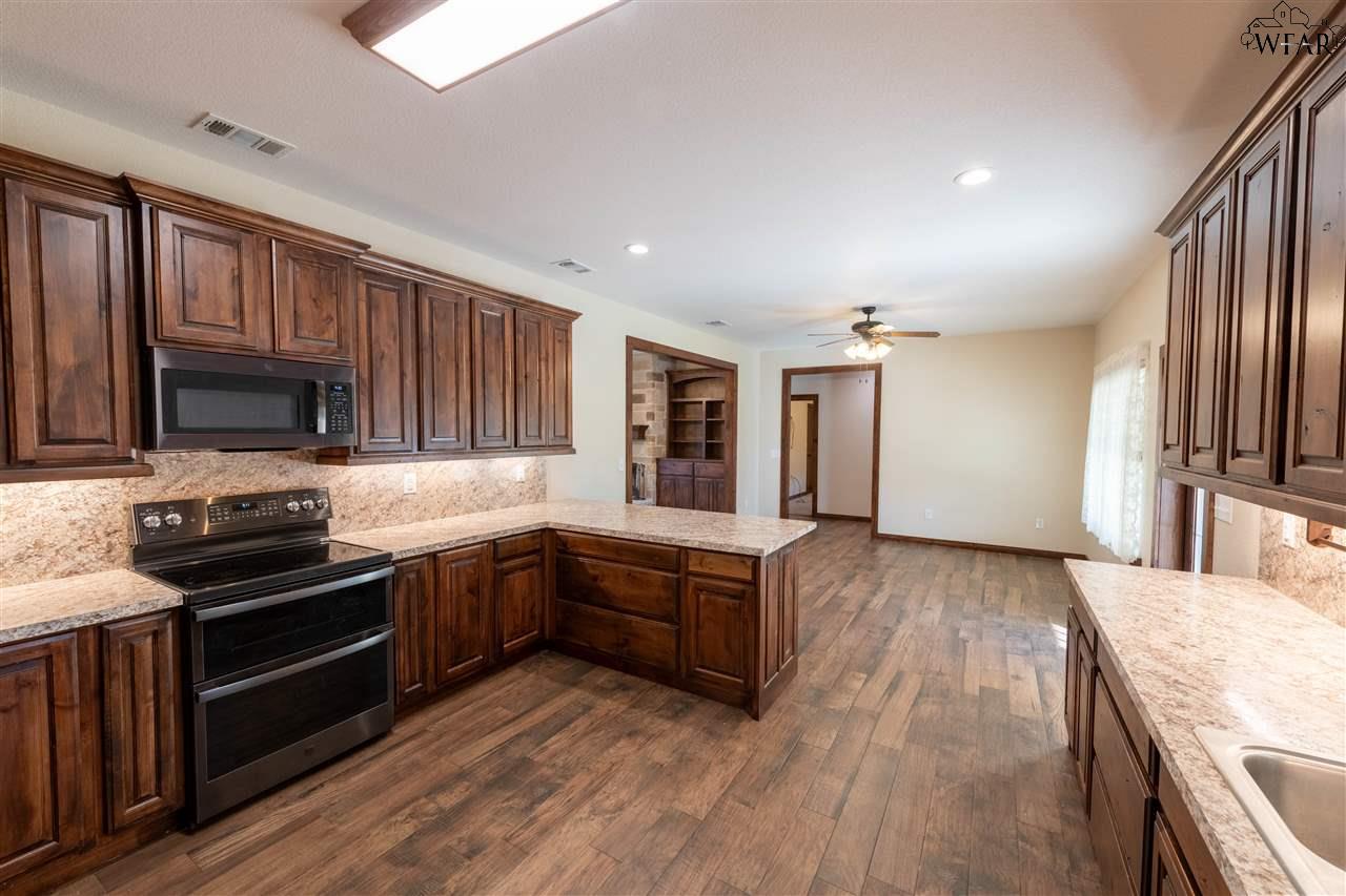 3634 Old Joy Shannon Rd, Henrietta, Texas image 9