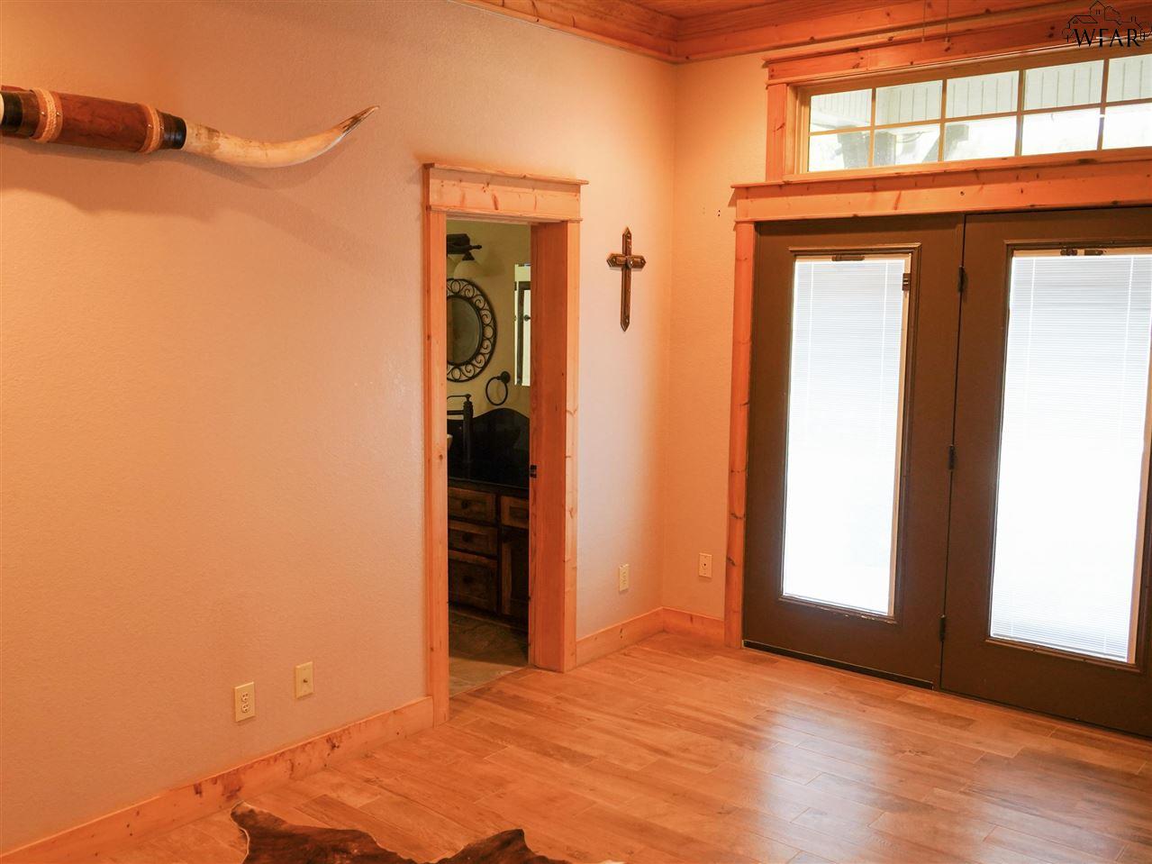 21748 S Hwy 148, Henrietta, Texas image 10