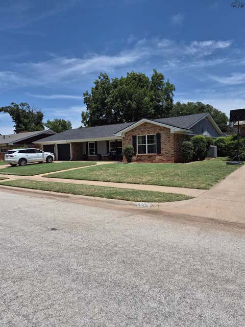 Homes For Sale - 4403 Hollandale Avenue<br/> Wichita County, Wichita Falls, TX 76302