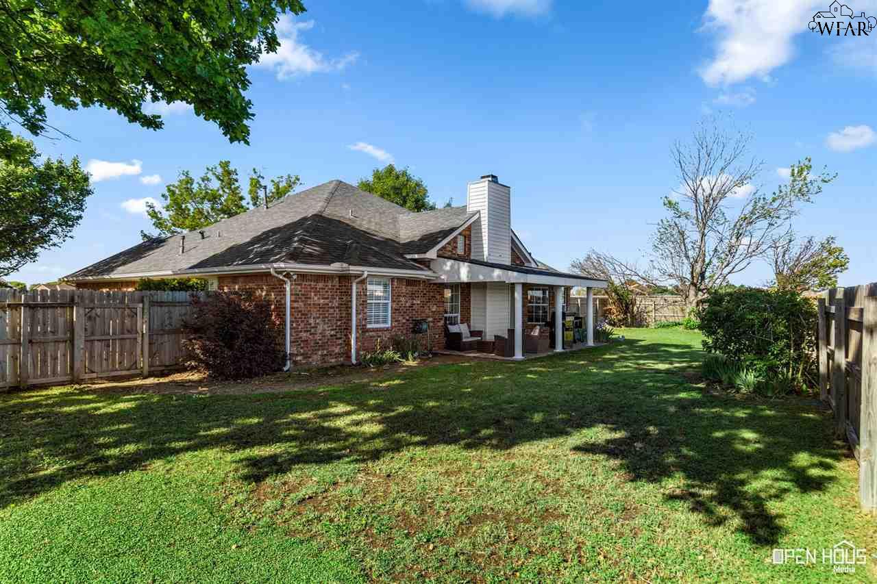 102 Chapman Circle, Burkburnett, Texas image 27