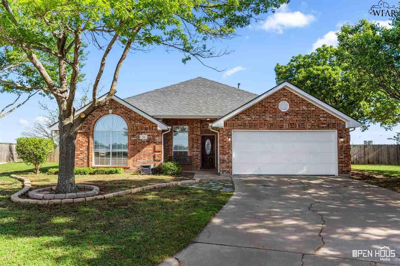 102 Chapman Circle, Burkburnett, Texas image 1