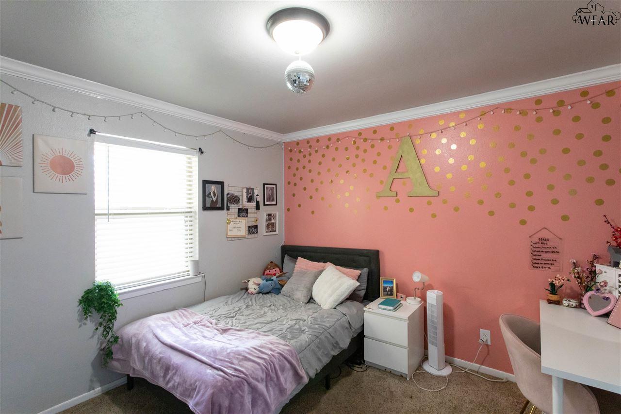 999 Cheryl Drive, Burkburnett, Texas image 18