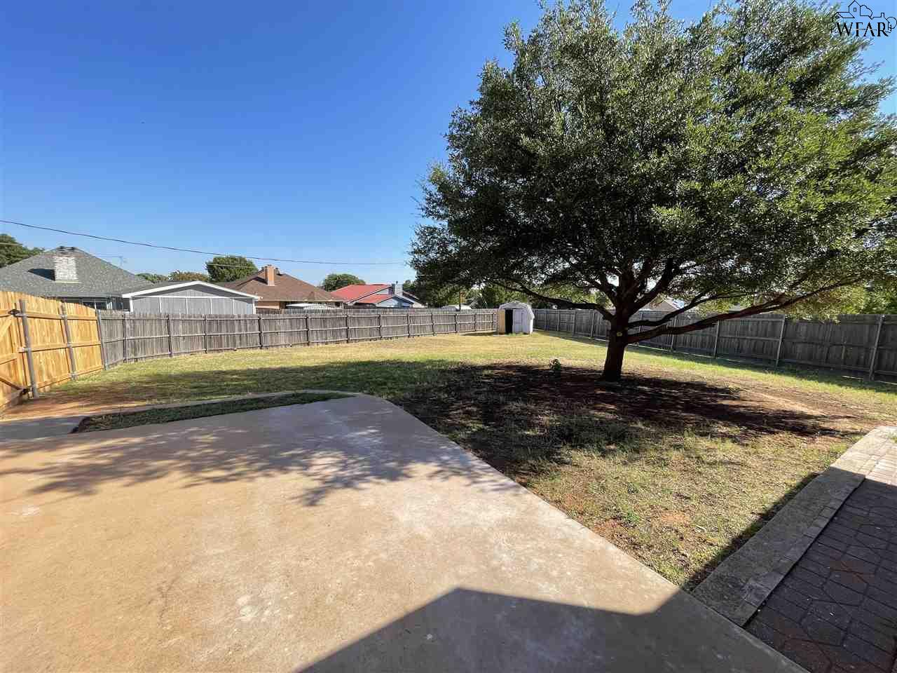 5203 Pebblestone Drive, Wichita Falls, New York image 26