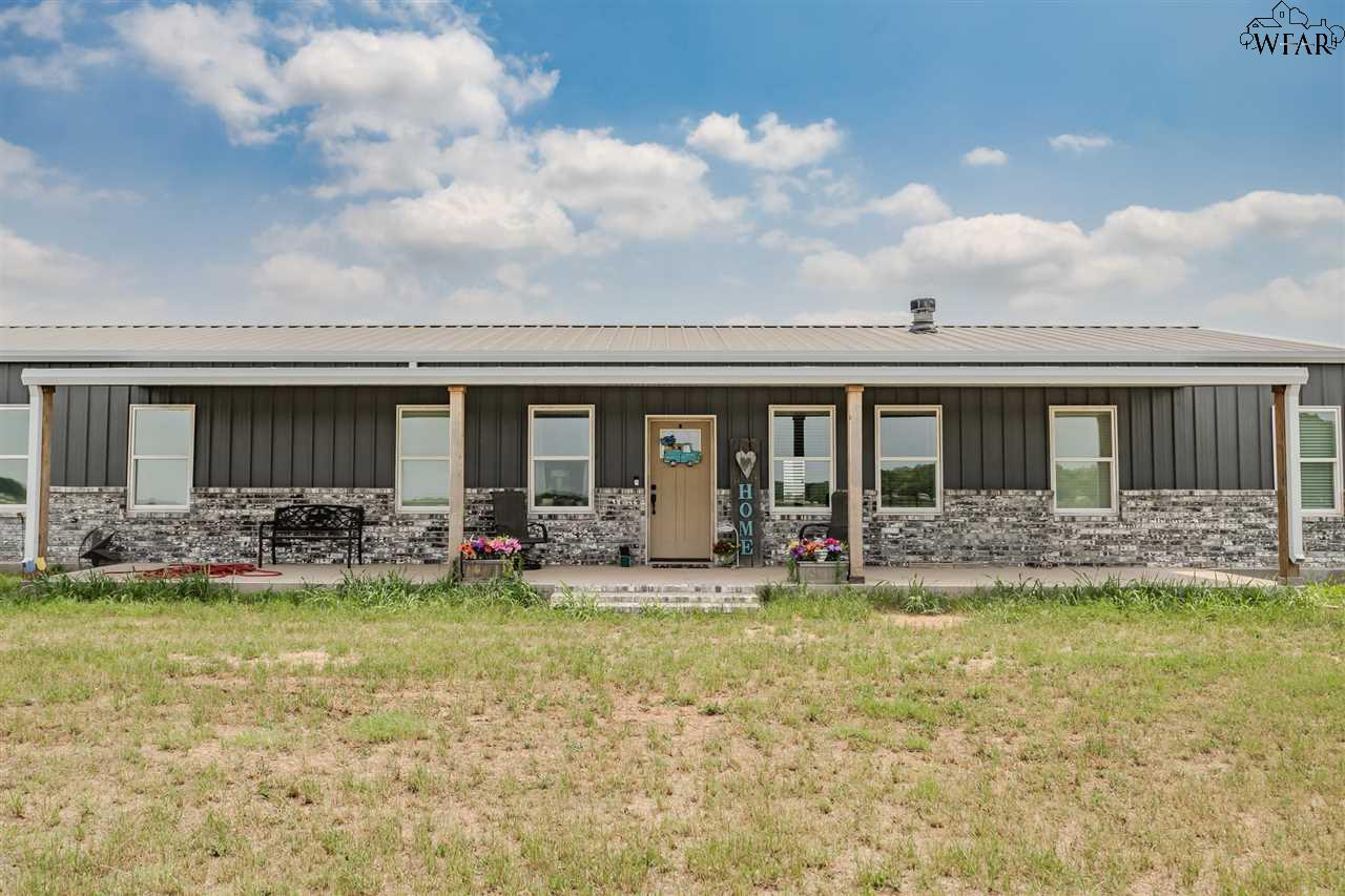 1969 Rifle Range Road, Iowa Park, Texas image 1
