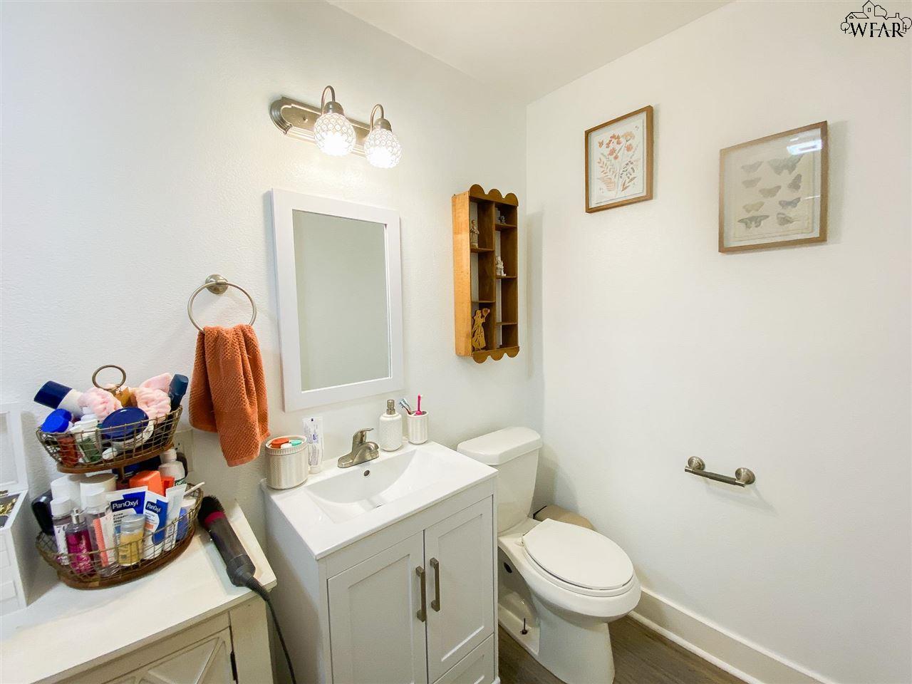 311 W Alameda Street, Iowa Park, Texas image 23