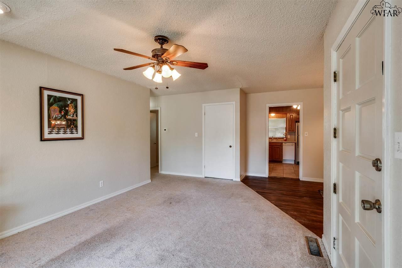 2821 Montgomery Place, Wichita Falls, Texas image 5