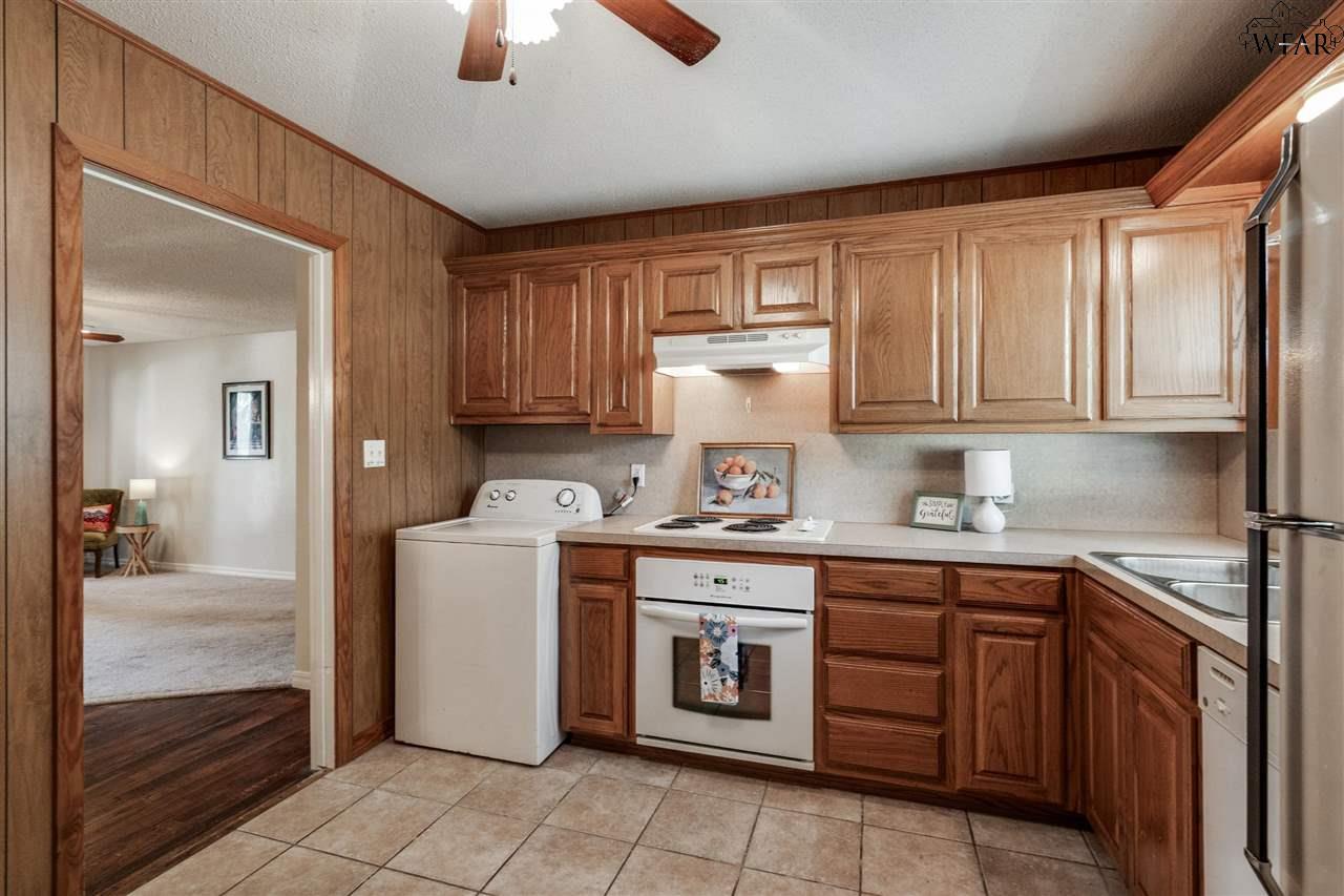 2821 Montgomery Place, Wichita Falls, Texas image 12
