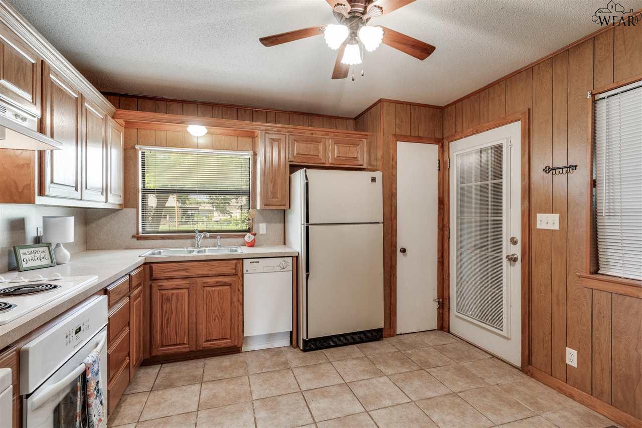 2821 Montgomery Place, Wichita Falls, Texas image 10