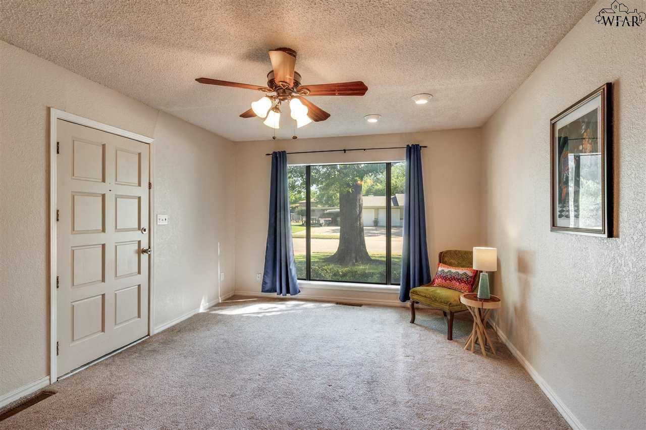 2821 Montgomery Place, Wichita Falls, Texas image 3