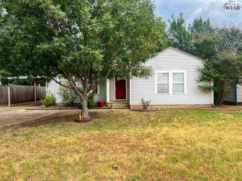 Homes For Sale - 2944 Featherston Avenue<br/> Wichita Falls, TX 76308