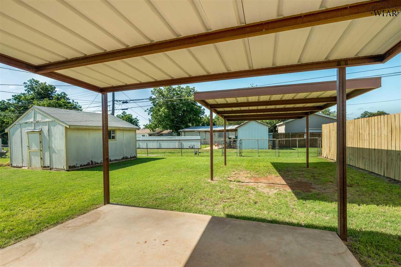 125 James Drive, Iowa Park, Texas image 22
