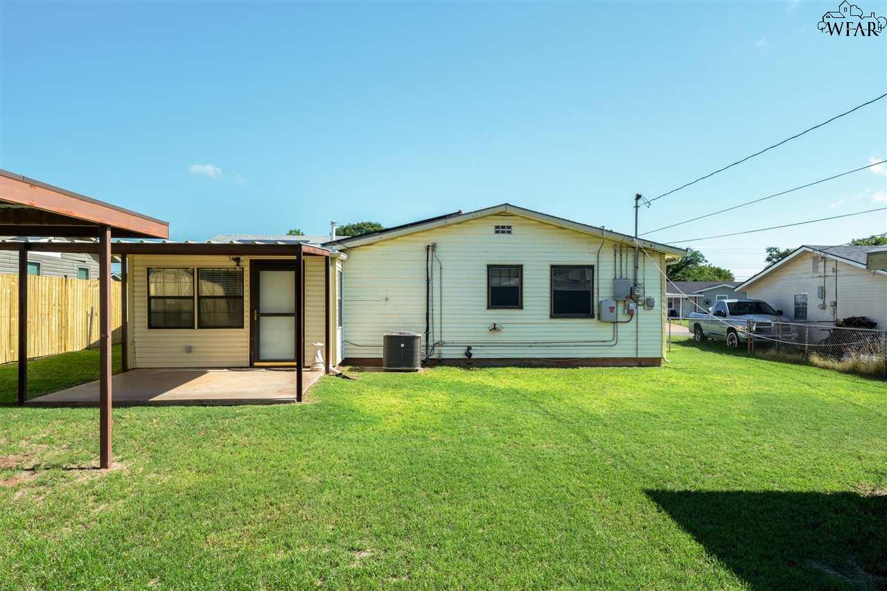125 James Drive, Iowa Park, Texas image 24