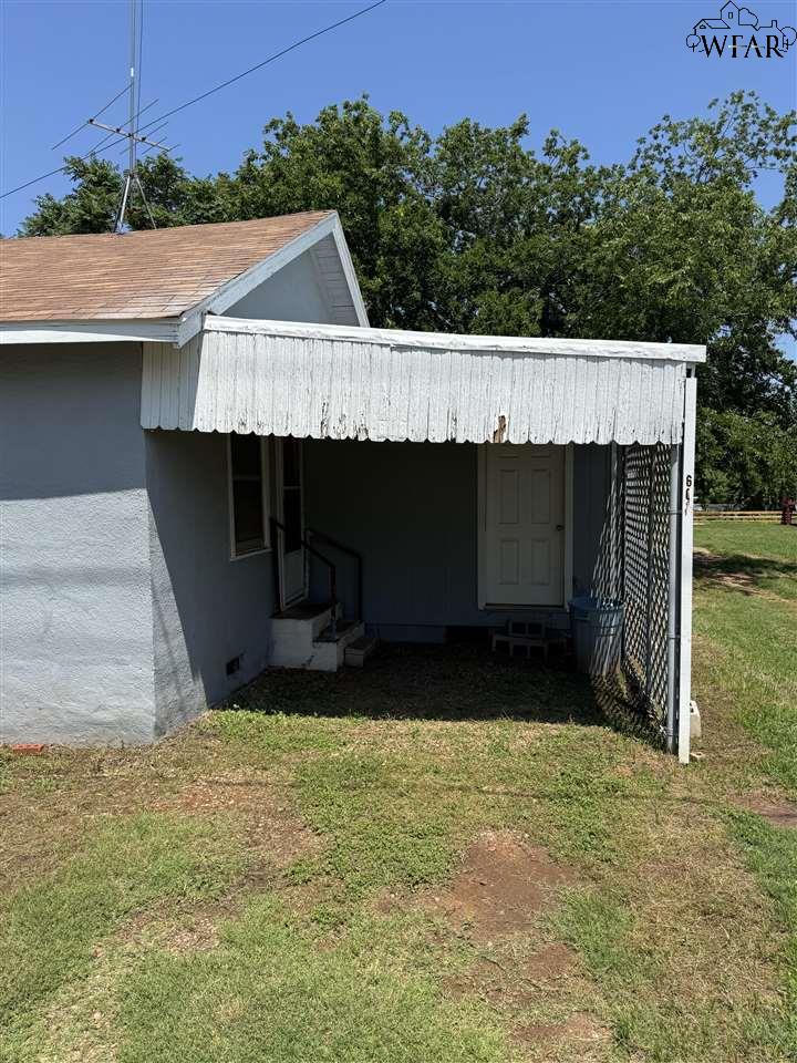 603 S Colorado Street, Iowa Park, Texas image 2