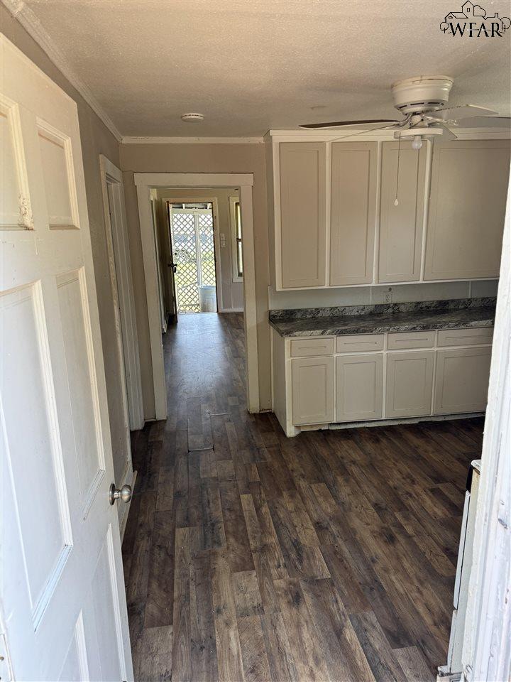 603 S Colorado Street, Iowa Park, Texas image 16