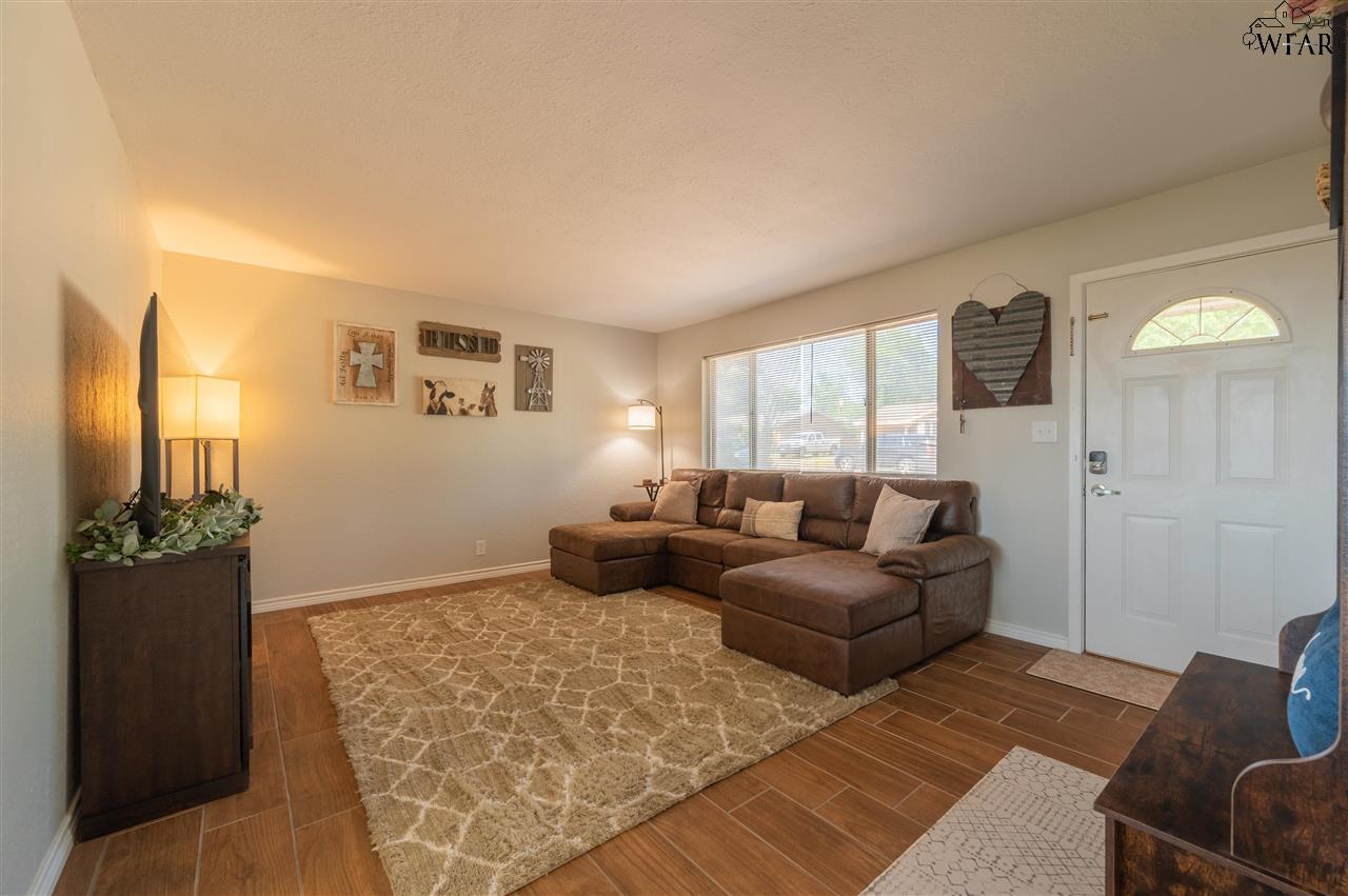 2032 Gloria Lane, Wichita Falls, Texas image 4
