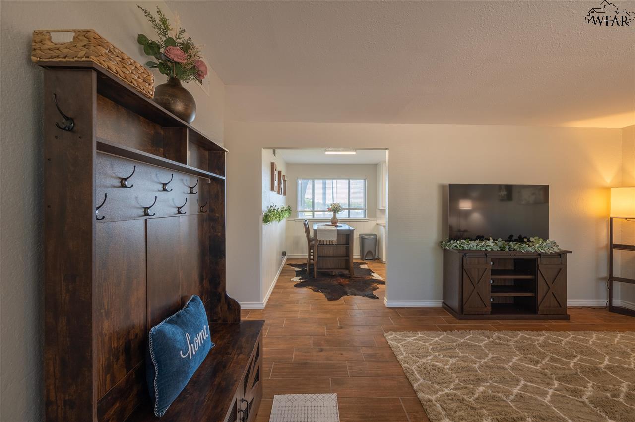 2032 Gloria Lane, Wichita Falls, Texas image 3