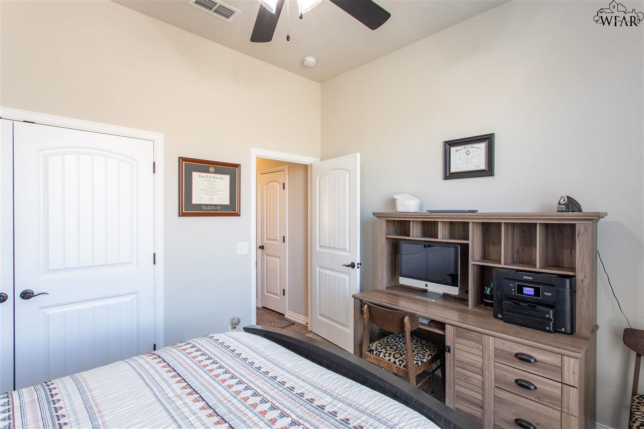 5699 Black Stone Drive, Wichita Falls, Texas image 20