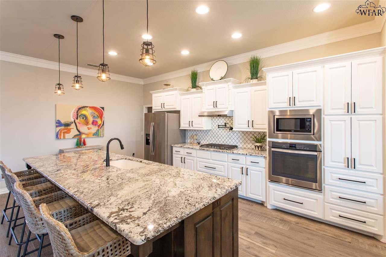 5699 Black Stone Drive, Wichita Falls, Texas image 6