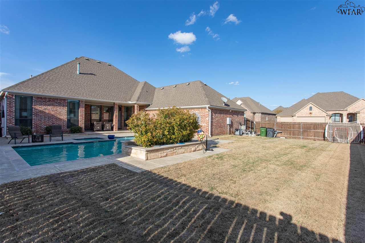 5699 Black Stone Drive, Wichita Falls, Texas image 28