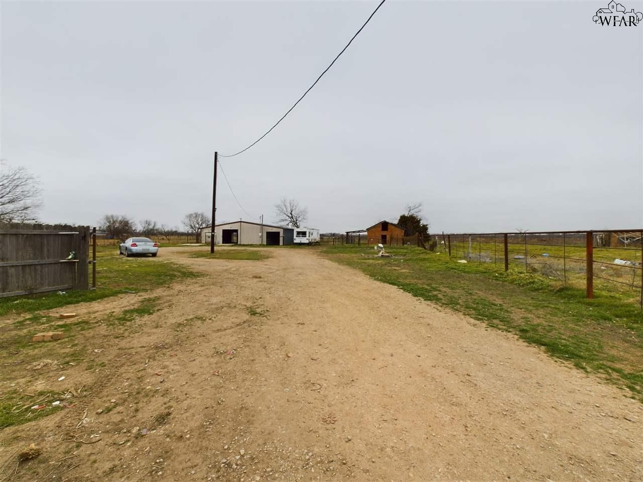 4594 Bus Hwy 287, Iowa Park, Texas image 22