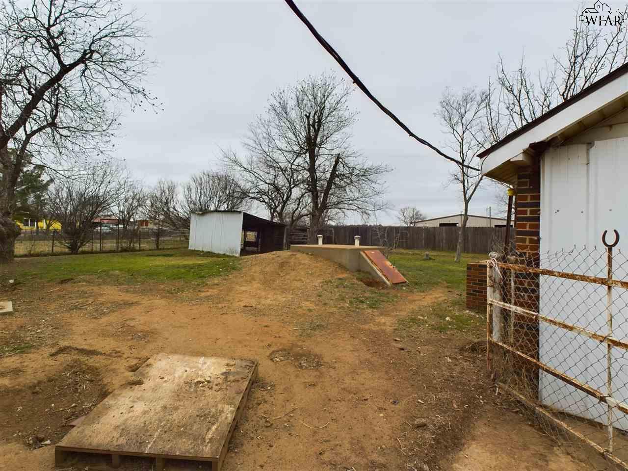 4594 Bus Hwy 287, Iowa Park, Texas image 26