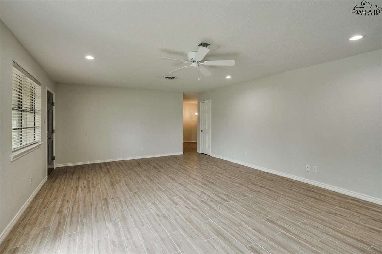 5214 St Helena Drive, Wichita Falls, Texas image 6