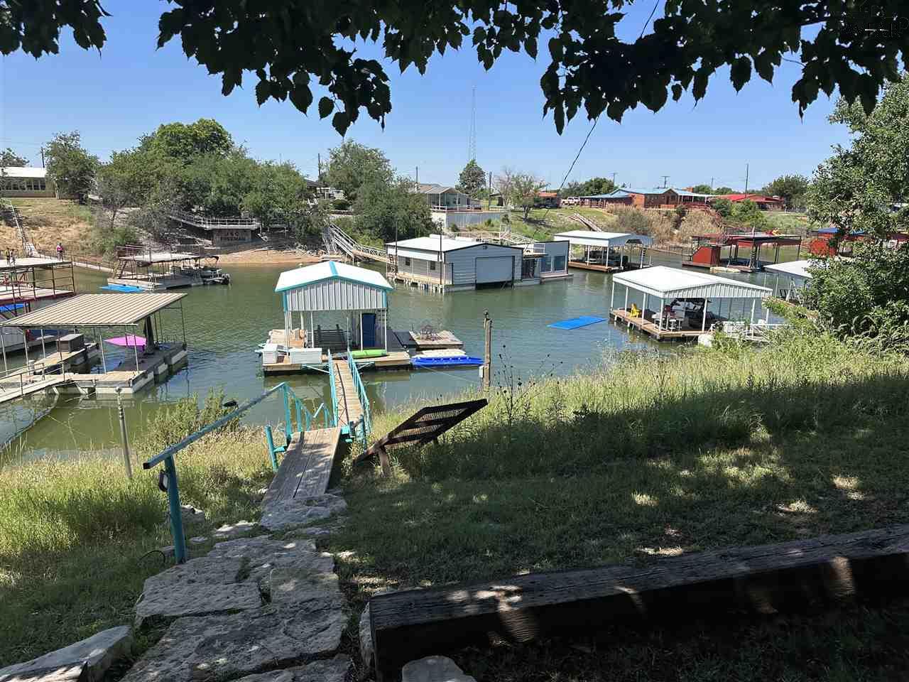 155 E Moonshine Road, Seymour, Texas image 1