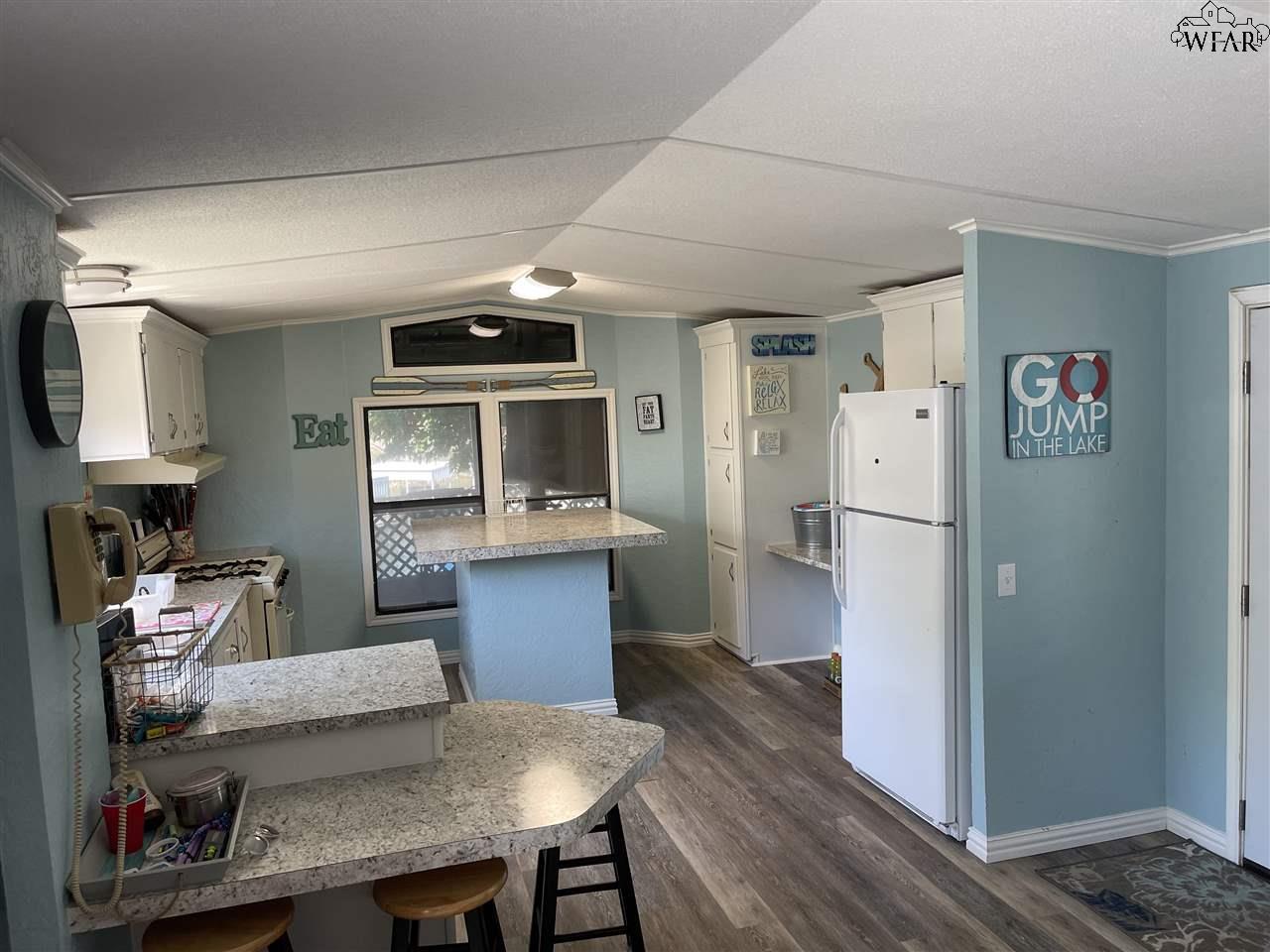 155 E Moonshine Road, Seymour, Texas image 4