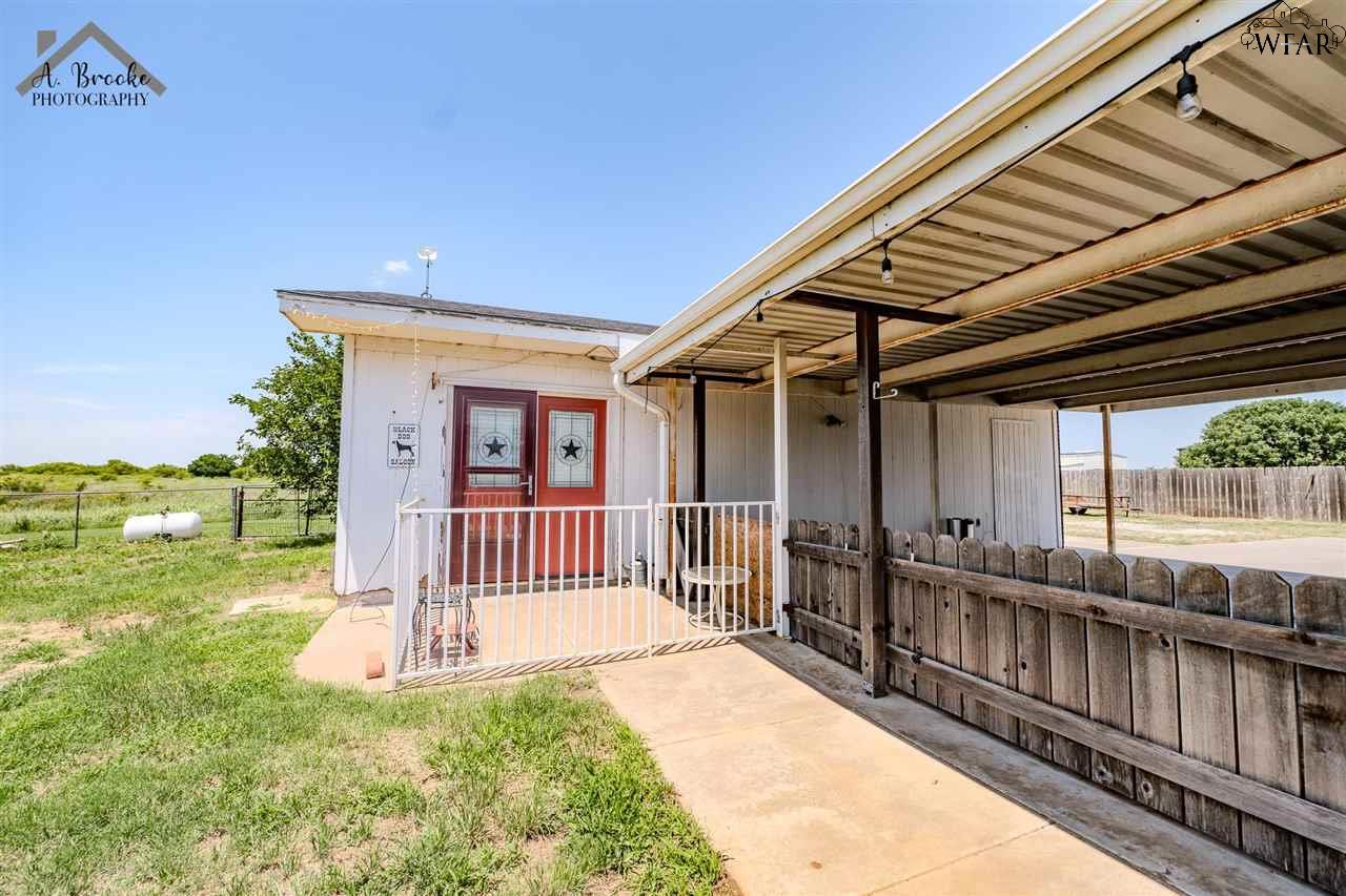 1130 Schmoker Road, Burkburnett, Texas image 22